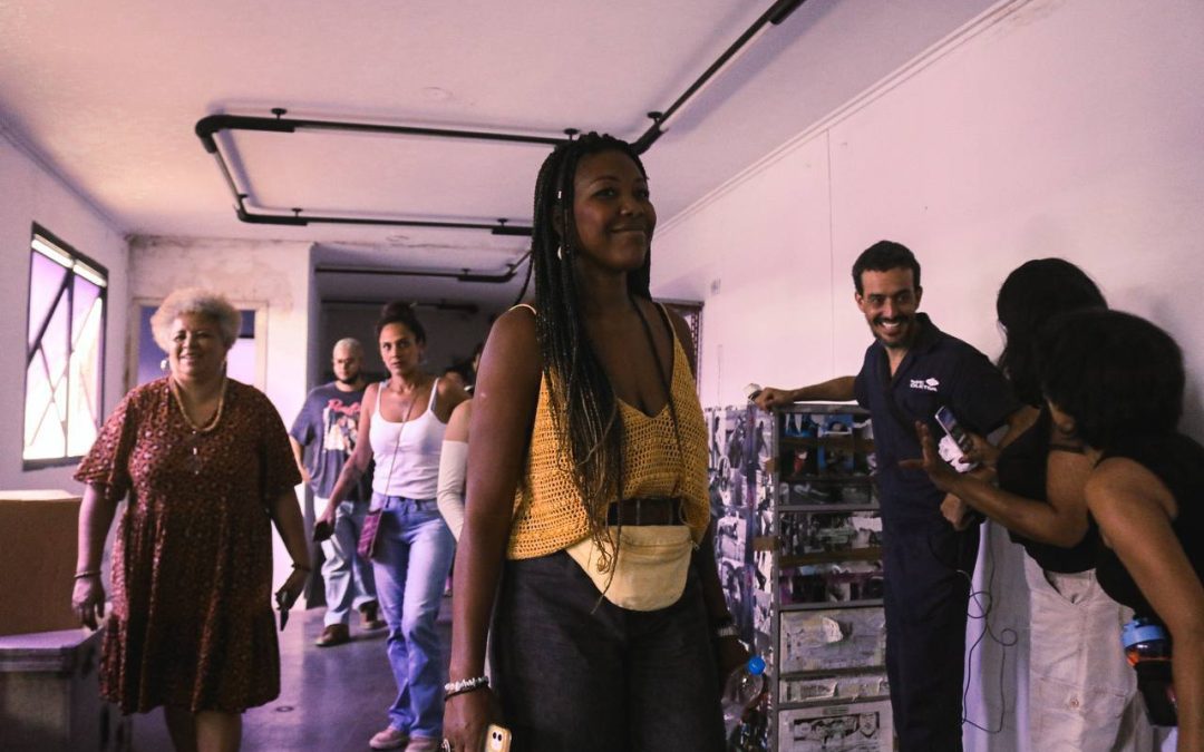 Dezenas de ativistas culturais da região metropolitana ocupam a NAVE por um fim de semana