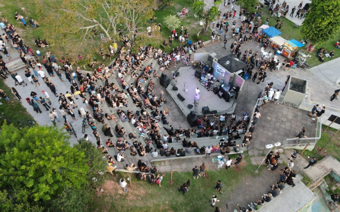 101 bandas de rock agitam evento na região metropolitana do Rio Grande do Sul