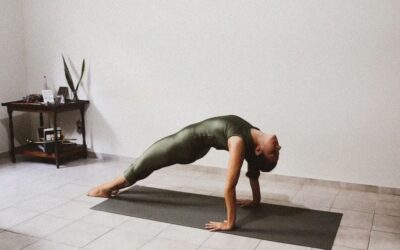 Yoga além das posturas: um caminho de integração e consciência